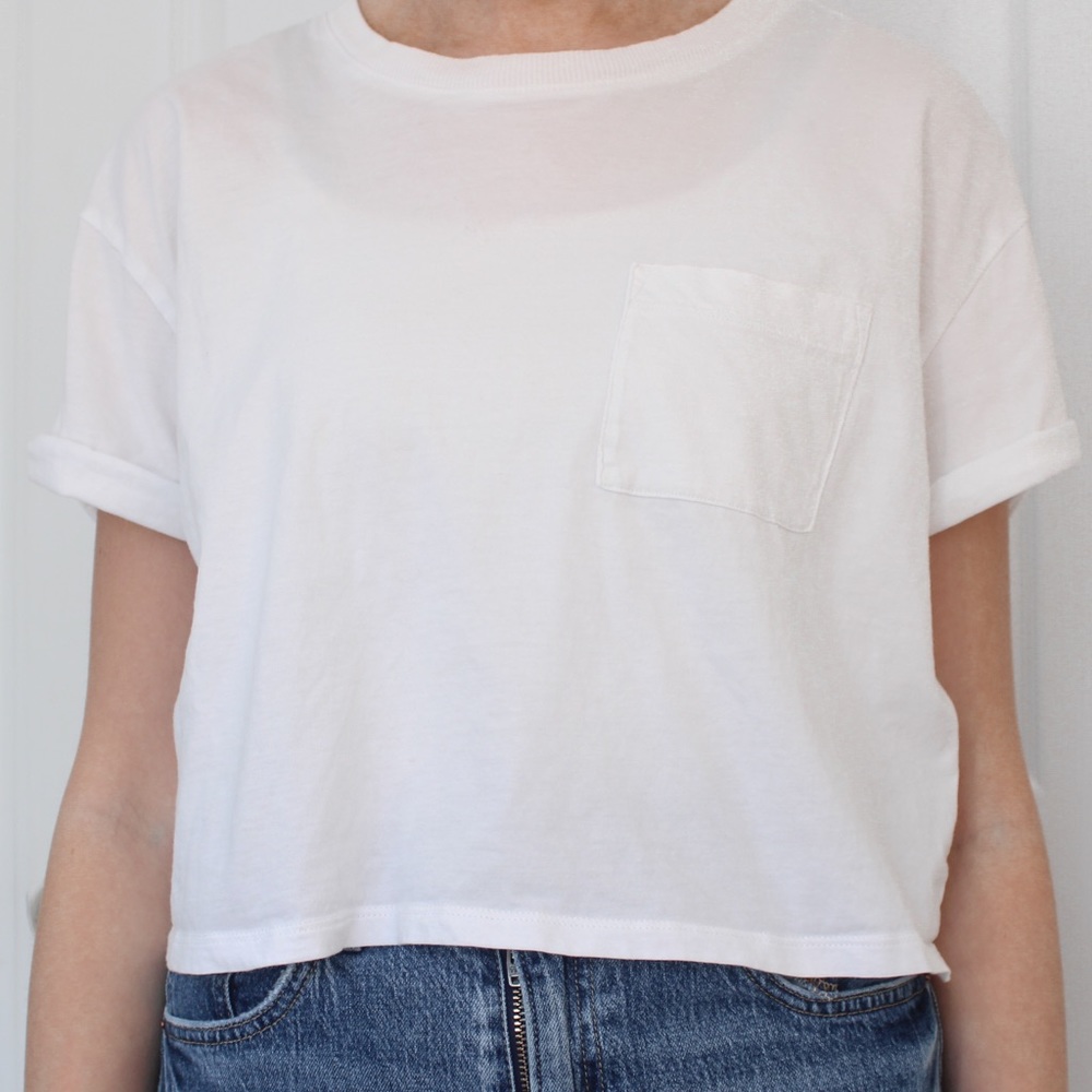 ✨H&M Cropped White Tee✨